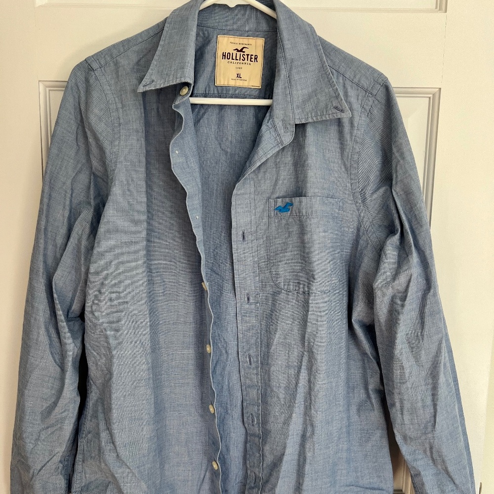 HOLLISTER BUTTON UP JEAN SHIRT